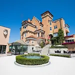 Hotel Schloss Moenchstein 5*