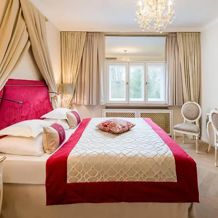 Schloss Mönchstein Hotel Salzburg