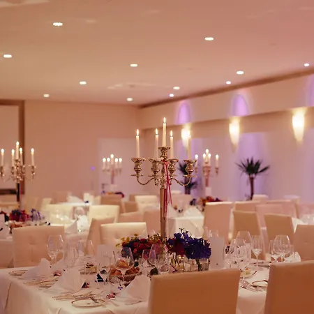 シュロス メンヒシュタイン ホテル 5*