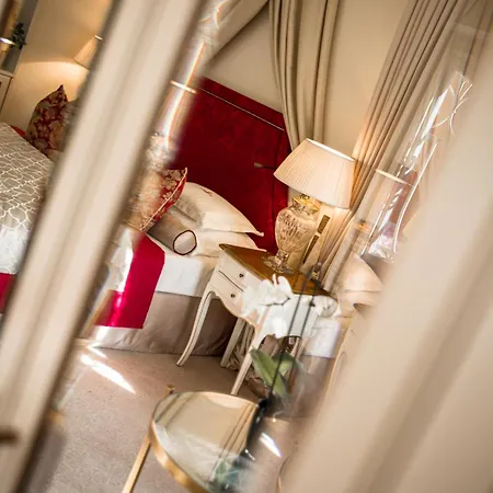 Schloss Mönchstein Hotel Salzburg