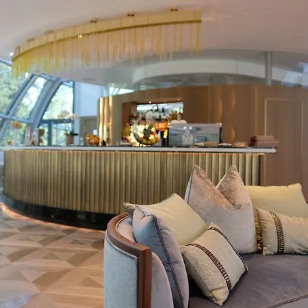 Schloss Moenchstein Hotel