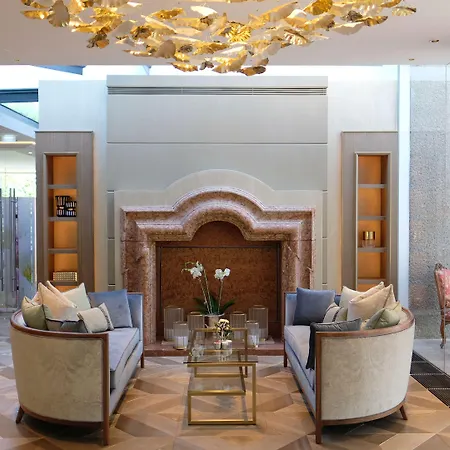 Hotel Schloss Moenchstein