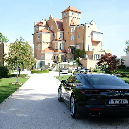 Schloss Moenchstein 5* Salzburgo