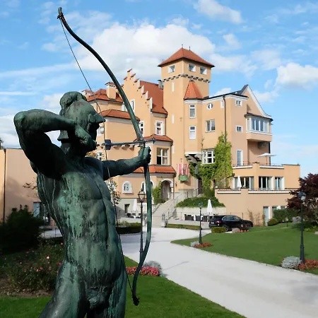 Hotel Schloss Mönchstein Salzburg